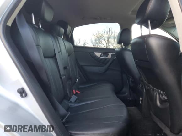 ✅ 2016 Infiniti QX70 • VIN: JN8CS1MW2GM750518 • Лот: 91493295. Опубликован ранее на Copart с пробегом 156 528 миль. Бесплатный доступ к архиву аукционных продаж из США и подробный отчёт об истории автомобиля на DreamBid. Изображение 11.