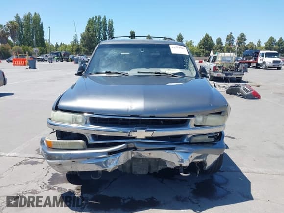 ✅ 2000 Chevrolet Suburban LS • VIN: 3GNFK16T3YG150971 • Лот: 42333901. Опубликован ранее на IAAI с пробегом 221 712 миль. Бесплатный доступ к архиву аукционных продаж из США и подробный отчёт об истории автомобиля на DreamBid. Изображение 12.