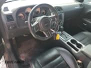 ✅ 2014 Dodge Challenger SXT • VIN: 2C3CDYAG6EH247655 • Lot: 65164284. Wystawiony na Copart z przebiegiem 63 869 mil. Bezpłatny archiwum sprzedaży aukcyjnych z USA i szczegółowy raport historii pojazdu na DreamBid. Zdjęcie 8.