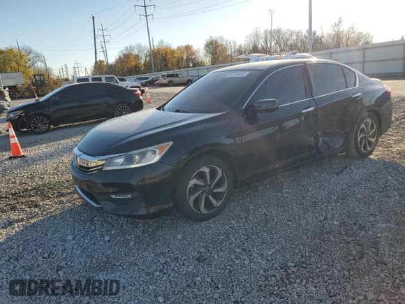 ✅ 2017 Honda Accord EX • VIN: 1HGCR2F06HA035784 • Лот: 91556385. Опубликован ранее на Copart с пробегом 153 752 миль. Бесплатный доступ к архиву аукционных продаж из США и подробный отчёт об истории автомобиля на DreamBid. Изображение 1.