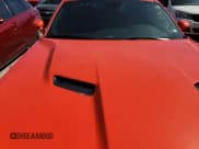 ✅ 2018 Dodge Challenger SXT Plus • VIN: 2C3CDZAGXJH334023 • Lot: 45637473. Wystawiony na Copart z przebiegiem Nie podano. Bezpłatny archiwum sprzedaży aukcyjnych z USA i szczegółowy raport historii pojazdu na DreamBid. Zdjęcie 11.