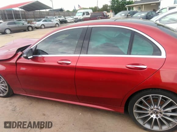 ✅ 2017 Mercedes-Benz C 300 • VIN: 55SWF4JB9HU211905 • Lot: 42258304. Listed on IAAI with 89,308 mi. Free auction sales archive from the USA and detailed vehicle history report at DreamBid. Image 14.