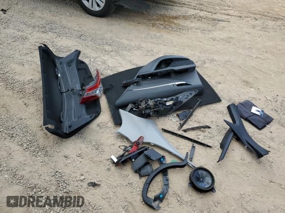 ✅ 2020 Toyota Camry XSE • VIN: 4T1K61AK9LU301338 • Лот: 82553325. Опубликован ранее на Copart с пробегом 73 617 миль. Бесплатный доступ к архиву аукционных продаж из США и подробный отчёт об истории автомобиля на DreamBid. Изображение 12.