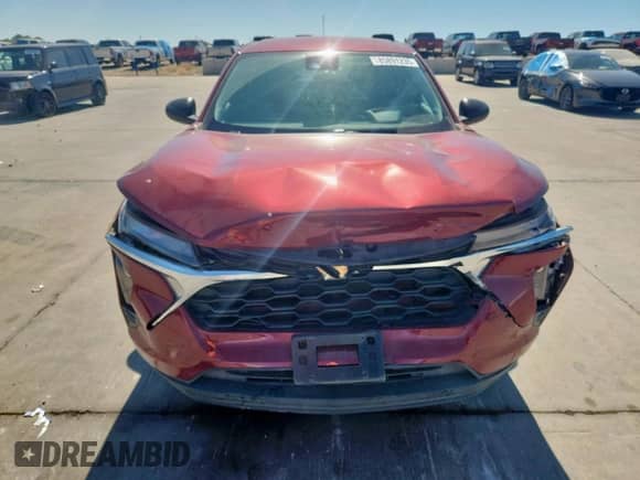 2024 Chevrolet Trax LS с VIN KL77LFE28RC181554, выставлен на аукционе Copart как лот 85891235 с пробегом 27 637 миль миль и Списание • Salvage title. История ставок и продаж доступна на DreamBid. Изображение 5.