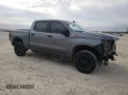 ✅ 2021 Chevrolet Silverado 1500 Custom Trail Boss • VIN: 3GCPYCELXMG285450 • Lot: 47127795. Wystawiony na Copart z przebiegiem 79 628 mil. Bezpłatny archiwum sprzedaży aukcyjnych z USA i szczegółowy raport historii pojazdu na DreamBid. Zdjęcie 4.