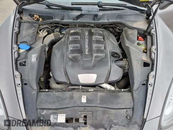 ✅ 2013 Porsche Cayenne Diesel • VIN: WP1AF2A20DLA38829 • Лот: 62992195. Опубликован ранее на Copart с пробегом 114 541 миль. Бесплатный доступ к архиву аукционных продаж из США и подробный отчёт об истории автомобиля на DreamBid. Изображение 12.