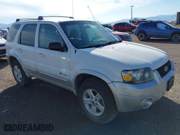 ✅ 2006 Ford Escape Hybrid • VIN: 1FMCU96H76KB59304 • Lot: 42841841. Wystawiony na IAAI z przebiegiem 150 072 mil. Bezpłatny archiwum sprzedaży aukcyjnych z USA i szczegółowy raport historii pojazdu na DreamBid. Zdjęcie 1.