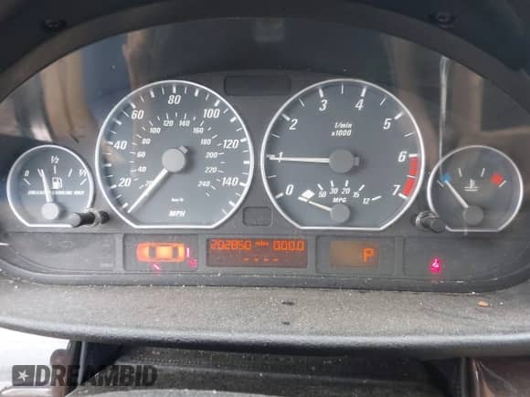 2001 BMW 3 Series 330Ci с VIN WBABS53411JU81299, выставлен на аукционе IAAI как лот 42062965 с пробегом 202 850 миль миль и . История ставок и продаж доступна на DreamBid. Изображение 7.