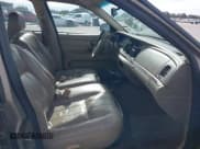 ✅ 2005 Ford Crown Victoria Standard • VIN: 2FAFP73W65X114422 • Lot: 41301890. Listed on IAAI with 209,199 mi. Free auction sales archive from the USA and detailed vehicle history report at DreamBid. Image 5.