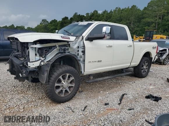 ✅ 2020 Ram 2500 Longhorn • VIN: 3C6UR5GL8LG147355 • Lot: 59675815. Listed on Copart with 53,147 mi. Free auction sales archive from the USA and detailed vehicle history report at DreamBid. Image 1.