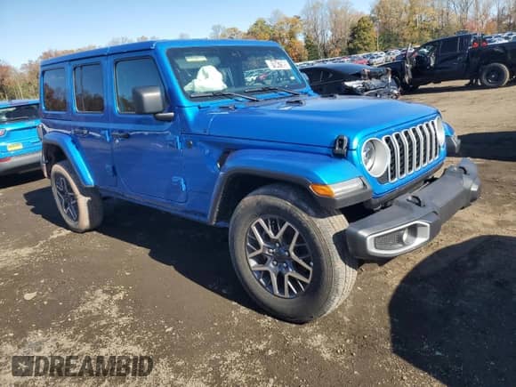 2025 Jeep Wrangler Sahara with VIN 1C4PJXENXSW526841, listed as a Copart auction lot 91047595 with 16,543 mi miles and Clean title. Bid and sale history available at DreamBid. Image 4.