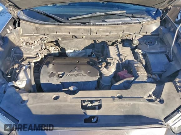 ✅ 2019 Mitsubishi Outlander ES • VIN: JA4AP3AU7KU005415 • Lot: 94261585. Wystawiony na Copart z przebiegiem 168 138 mil. Bezpłatny archiwum sprzedaży aukcyjnych z USA i szczegółowy raport historii pojazdu na DreamBid. Zdjęcie 12.