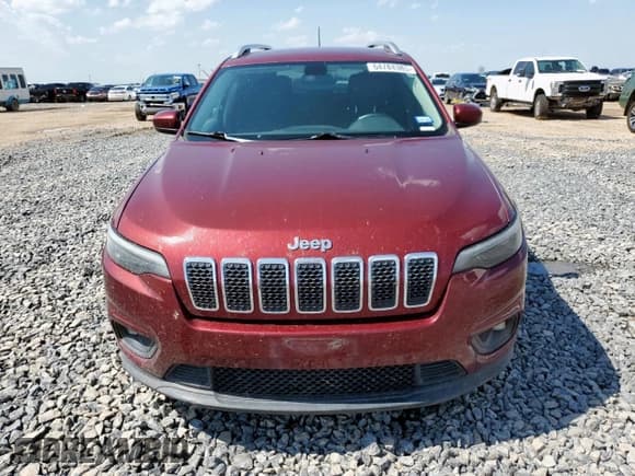 ✅ 2019 Jeep Cherokee Latitude • VIN: 1C4PJLCB1KD285412 • Лот: 64784385. Опубликован ранее на Copart с пробегом 99 129 миль. Бесплатный доступ к архиву аукционных продаж из США и подробный отчёт об истории автомобиля на DreamBid. Изображение 5.