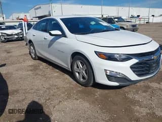 ✅ 2024 Chevrolet Malibu LT • VIN: 1G1ZD5ST1RF126306 • Лот: 43838802. Опубликован ранее на IAAI с пробегом 50 097 миль. Бесплатный доступ к архиву аукционных продаж из США и подробный отчёт об истории автомобиля на DreamBid. Изображение 1.