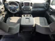 ✅ 2021 Chevrolet Silverado 1500 Custom • VIN: 1GCPYBEK1MZ210699 • Lot: 64055475. Wystawiony na Copart z przebiegiem 68 929 mil. Bezpłatny archiwum sprzedaży aukcyjnych z USA i szczegółowy raport historii pojazdu na DreamBid. Zdjęcie 8.