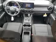 ✅ 2023 Chevrolet Colorado 2WD Work Truck • VIN: 1GCGSBEC4P1261806 • Лот: 77807604. Опубликован ранее на Copart с пробегом 9 159 миль. Бесплатный доступ к архиву аукционных продаж из США и подробный отчёт об истории автомобиля на DreamBid. Изображение 8.