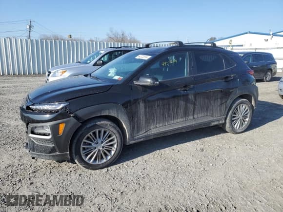 ✅ 2021 Hyundai Kona SEL • VIN: KM8K2CAA5MU717547 • Лот: 44372014. Опубликован ранее на Copart с пробегом 24 385 миль. Бесплатный доступ к архиву аукционных продаж из США и подробный отчёт об истории автомобиля на DreamBid. Изображение 1.