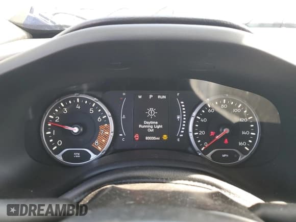 ✅ 2020 Jeep Renegade Altitude • VIN: ZACNJBBB9LPL71795 • Lot: 67937575. Listed on Copart with 83,035 mi. Free auction sales archive from the USA and detailed vehicle history report at DreamBid. Image 9.