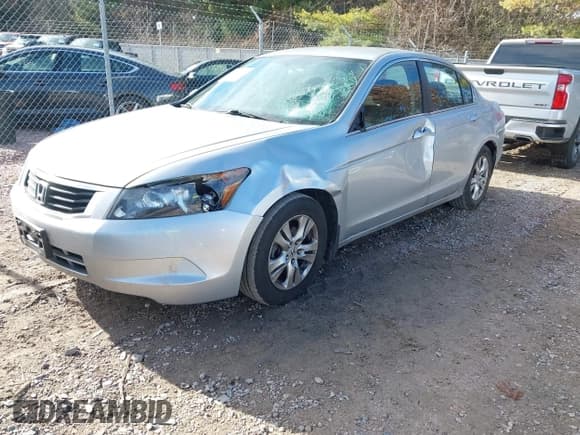 ✅ 2010 Honda Accord LX-P • VIN: 1HGCP2F47AA096124 • Lot: 43759404. Listed on IAAI with 152,954 mi. Free auction sales archive from the USA and detailed vehicle history report at DreamBid. Image 18.