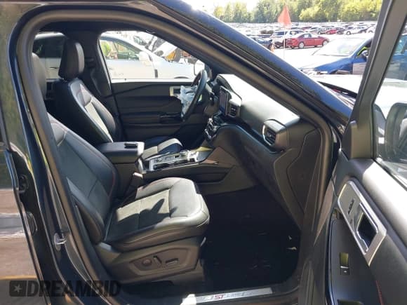 ✅ 2023 Ford Explorer ST-Line • VIN: 1FMSK8KH3PGA68486 • Лот: 43075352. Опубликован ранее на IAAI с пробегом 18 434 миль. Бесплатный доступ к архиву аукционных продаж из США и подробный отчёт об истории автомобиля на DreamBid. Изображение 5.