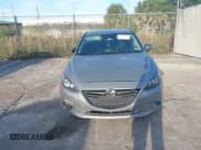 ✅ 2016 Mazda 3 i Sport • VIN: JM1BM1U71G1330048 • Лот: 43521432. Опубликован ранее на IAAI с пробегом 222 194 миль. Бесплатный доступ к архиву аукционных продаж из США и подробный отчёт об истории автомобиля на DreamBid. Изображение 12.