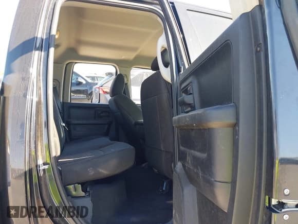 ✅ 2018 Ram 1500 Tradesman • VIN: 1C6RR6FG1JS347709 • Lot: 43675956. Listed on IAAI with 191,103 mi. Free auction sales archive from the USA and detailed vehicle history report at DreamBid. Image 8.