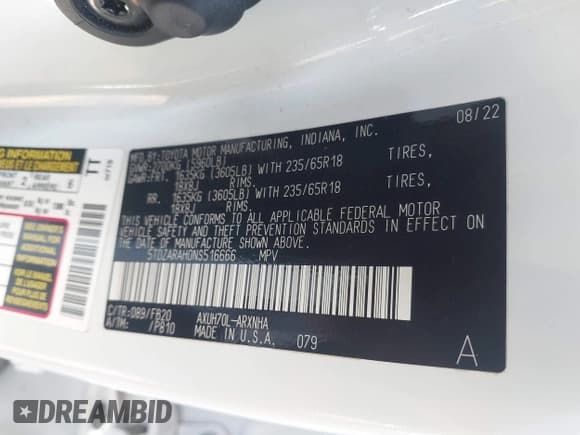 ✅ 2022 Toyota Highlander Hybrid LE • VIN: 5TDZARAH0NS516666 • Lot: 41648530. Wystawiony na IAAI z przebiegiem 63 588 mil. Bezpłatny archiwum sprzedaży aukcyjnych z USA i szczegółowy raport historii pojazdu na DreamBid. Zdjęcie 9.