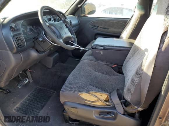 2001 Dodge 1500 с VIN 3B7HC13Z51G173827, выставлен на аукционе Copart как лот 70136654 с пробегом Не указан миль и Списание • Salvage title. История ставок и продаж доступна на DreamBid. Изображение 7.