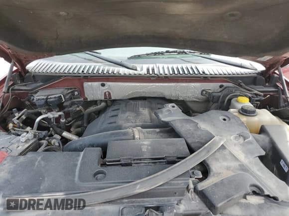 ✅ 2016 Ford Expedition Max XLT • VIN: 1FMJK1JT5GEF31233 • Лот: 84746285. Опубликован ранее на Copart с пробегом 180 992 миль. Бесплатный доступ к архиву аукционных продаж из США и подробный отчёт об истории автомобиля на DreamBid. Изображение 12.