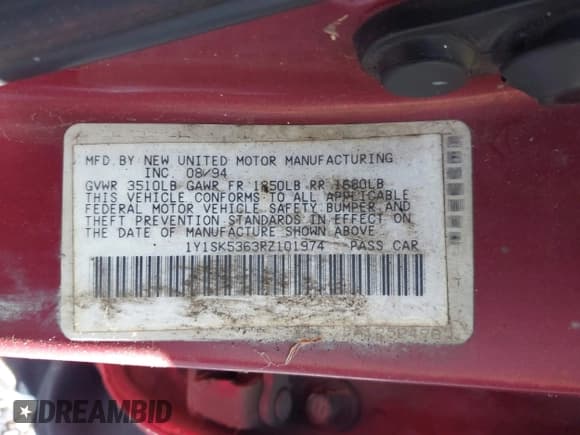 ✅ 1994 Geo Prizm • VIN: 1Y1SK5363RZ101974 • Lot: 43788014. Wystawiony na IAAI z przebiegiem 115 070 mil. Bezpłatny archiwum sprzedaży aukcyjnych z USA i szczegółowy raport historii pojazdu na DreamBid. Zdjęcie 9.