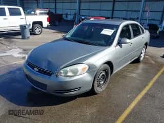 2007 Chevrolet Impala LS z VIN 2G1WB58K379204789, wystawiony jako IAAI lot #43477111 z przebiegiem 399 924 mil mil oraz . Historia ofert i sprzedaży dostępna na DreamBid. Obrazek 2.