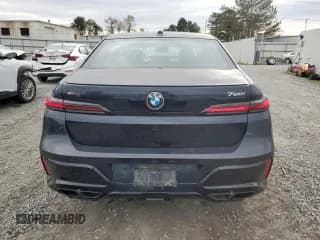 ✅ 2024 BMW 7 Series 760i xDrive • VIN: WBA33EJ08RCR11878 • Лот: 78952474. Опубликован ранее на Copart с пробегом 280 миль. Бесплатный доступ к архиву аукционных продаж из США и подробный отчёт об истории автомобиля на DreamBid. Изображение 6.