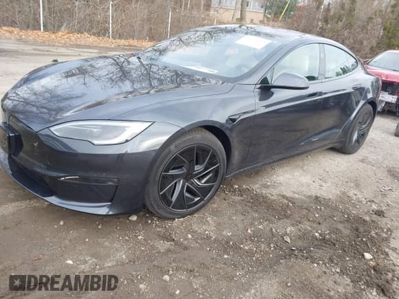 ✅ 2026 Tesla Model S • VIN: 5YJSA1E58TF553873 • Лот: 43753663. Опубликован ранее на IAAI с пробегом 2 285 миль. Бесплатный доступ к архиву аукционных продаж из США и подробный отчёт об истории автомобиля на DreamBid. Изображение 19.