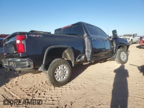✅ 2024 Chevrolet Silverado 2500HD • VIN: 2GC1YPEY7R1144859 • Lot: 83521134. Listed on Copart with Not provided. Free auction sales archive from the USA and detailed vehicle history report at DreamBid. Image 3.