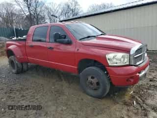 2008 Dodge 3500 Laramie z VIN 3D3MX49A68G181491, wystawiony jako Copart lot #83808924 z przebiegiem 165 172 mil mil oraz Szkoda całkowita • Salvage title. Historia ofert i sprzedaży dostępna na DreamBid. Obrazek 4.