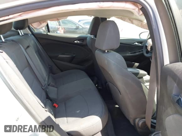 ✅ 2018 Chevrolet Cruze LT • VIN: 1G1BE5SMXJ7154272 • Lot: 43288169. Listed on IAAI with 109,393 mi. Free auction sales archive from the USA and detailed vehicle history report at DreamBid. Image 8.