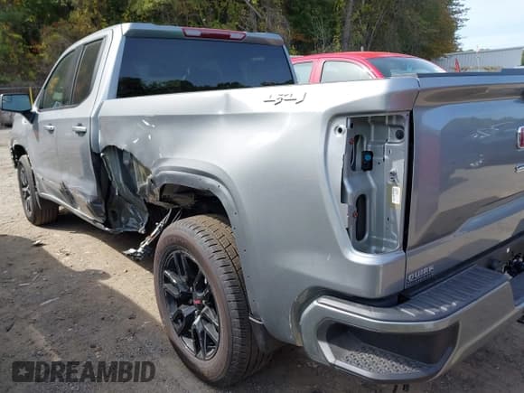 ✅ 2025 GMC Sierra 1500 Elevation • VIN: 1GTRUJEK4SZ135850 • Лот: 43287545. Опубликован ранее на IAAI с пробегом 777 миль. Бесплатный доступ к архиву аукционных продаж из США и подробный отчёт об истории автомобиля на DreamBid. Изображение 17.