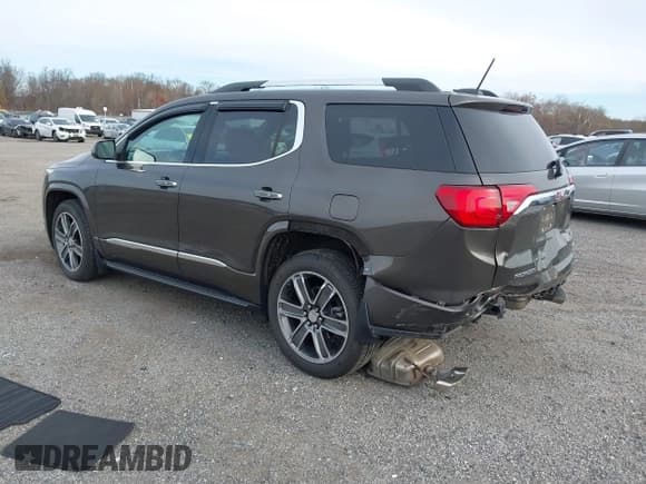 ✅ 2019 GMC Acadia Denali • VIN: 1GKKNXLS0KZ276889 • Lot: 43731207. Listed on IAAI with 51,871 mi. Free auction sales archive from the USA and detailed vehicle history report at DreamBid. Image 3.