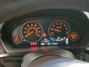 ✅ 2015 BMW 3 Series 328i xDrive • VIN: WBA3B5G51FNS14221 • Lot: 56482665. Wystawiony na Copart z przebiegiem 106 269 mil. Bezpłatny archiwum sprzedaży aukcyjnych z USA i szczegółowy raport historii pojazdu na DreamBid. Zdjęcie 9.