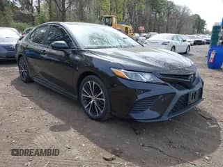 2020 Toyota Camry SE with VIN 4T1G11BK5LU007163, listed as a IAAI auction lot 42117116 with 60,612 mi miles and . Bid and sale history available at DreamBid. Image 1.