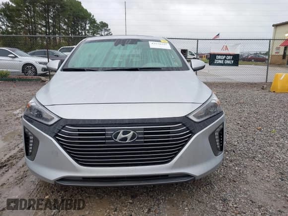✅ 2017 Hyundai Ioniq Limited • VIN: KMHC05LC4HU020638 • Lot: 43570315. Wystawiony na IAAI z przebiegiem 33 214 mil. Bezpłatny archiwum sprzedaży aukcyjnych z USA i szczegółowy raport historii pojazdu na DreamBid. Zdjęcie 12.