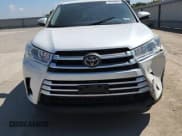 ✅ 2019 Toyota Highlander LE • VIN: 5TDZARFH7KS053994 • Лот: 69196865. Опубликован ранее на Copart с пробегом 93 803 миль. Бесплатный доступ к архиву аукционных продаж из США и подробный отчёт об истории автомобиля на DreamBid. Изображение 15.