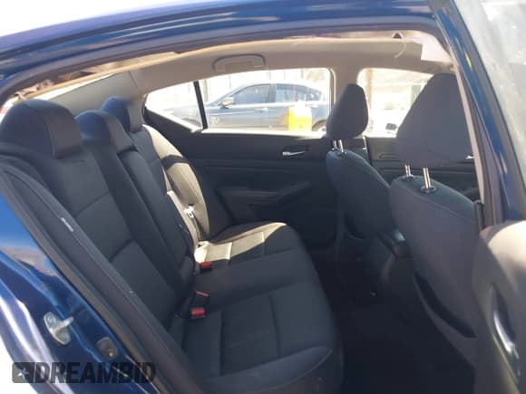 ✅ 2019 Nissan Altima S • VIN: 1N4BL4BV6KC201358 • Lot: 43188197. Listed on IAAI with 165,023 mi. Free auction sales archive from the USA and detailed vehicle history report at DreamBid. Image 8.