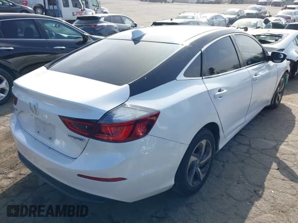✅ 2019 Honda Insight LX • VIN: 19XZE4F16KE012020 • Lot: 43599472. Wystawiony na IAAI z przebiegiem 127 785 mil. Bezpłatny archiwum sprzedaży aukcyjnych z USA i szczegółowy raport historii pojazdu na DreamBid. Zdjęcie 4.