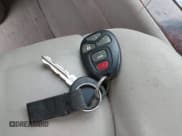 ✅ 2006 Cadillac DTS 1SB • VIN: 1G6KD57YX6U212463 • Лот: 42515167. Опубликован ранее на IAAI с пробегом 186 693 миль. Бесплатный доступ к архиву аукционных продаж из США и подробный отчёт об истории автомобиля на DreamBid. Изображение 11.