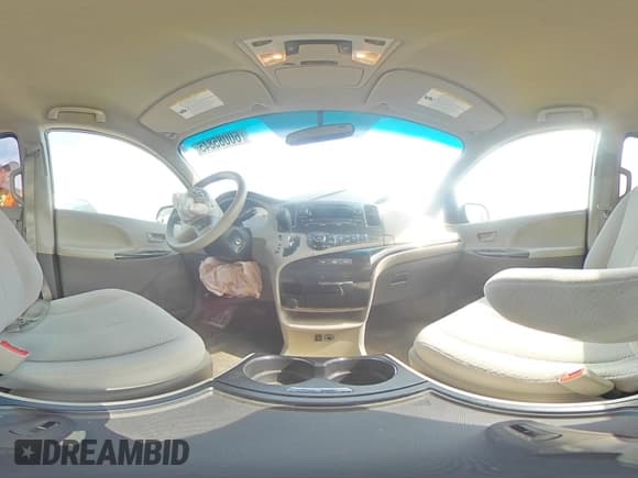 ✅ 2013 Toyota Sienna LE AAS • VIN: 5TDKK3DC8DS338936 • Lot: 60085845. Listed on Copart with 152,858 mi. Free auction sales archive from the USA and detailed vehicle history report at DreamBid. Image 16.