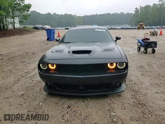 ✅ 2022 Dodge Challenger • VIN: NCS108736 • Лот: 68117285. Опубликован ранее на Copart с пробегом 38 760 миль. Бесплатный доступ к архиву аукционных продаж из США и подробный отчёт об истории автомобиля на DreamBid. Изображение 13.