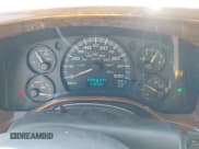 ✅ 2004 Chevrolet Express Passenger • VIN: 1GBFG15T341149179 • Lot: 41964604. Listed on IAAI with 179,725 mi. Free auction sales archive from the USA and detailed vehicle history report at DreamBid. Image 7.