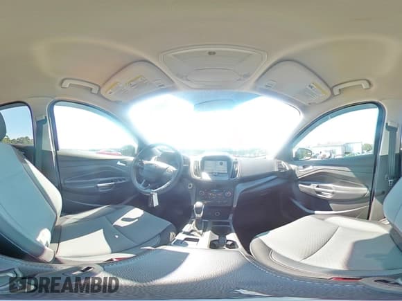 ✅ 2019 Ford Escape SE • VIN: 1FMCU0GD1KUA15723 • Лот: 70466145. Опубликован ранее на Copart с пробегом 129 281 миль. Бесплатный доступ к архиву аукционных продаж из США и подробный отчёт об истории автомобиля на DreamBid. Изображение 16.