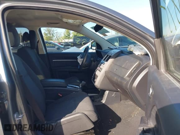 ✅ 2010 Dodge Journey SXT • VIN: 3D4PG5FV4AT176020 • Lot: 43538875. Wystawiony na IAAI z przebiegiem 117 723 mil. Bezpłatny archiwum sprzedaży aukcyjnych z USA i szczegółowy raport historii pojazdu na DreamBid. Zdjęcie 5.
